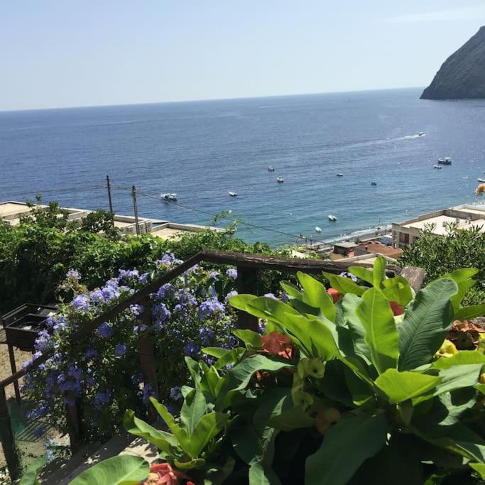 Casa Vacanze Vista Mare Mela B Lipari  Eksteriør billede