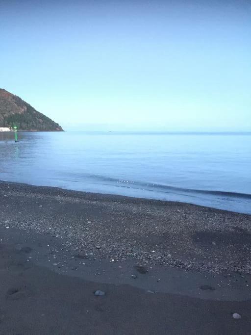 Casa Vacanze Vista Mare Mela B Lipari  Eksteriør billede