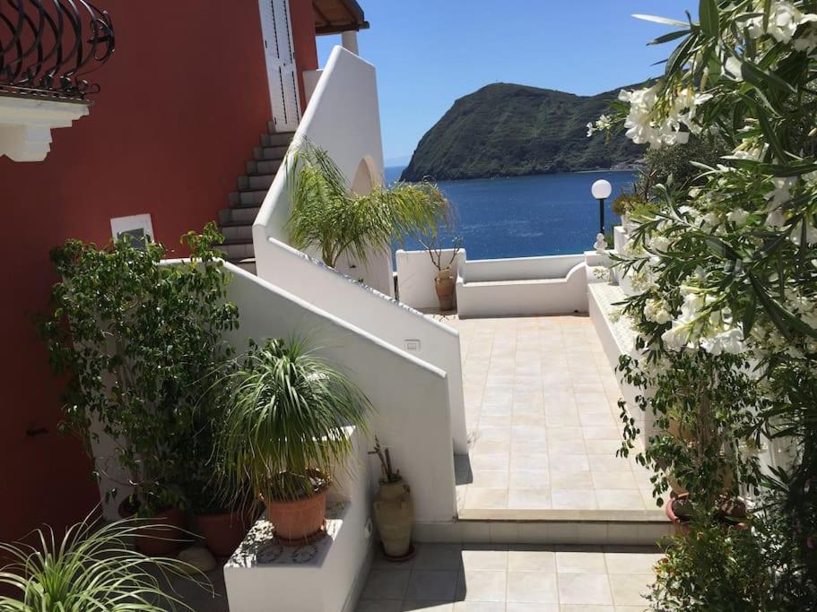 Casa Vacanze Vista Mare Mela B Lipari  Eksteriør billede